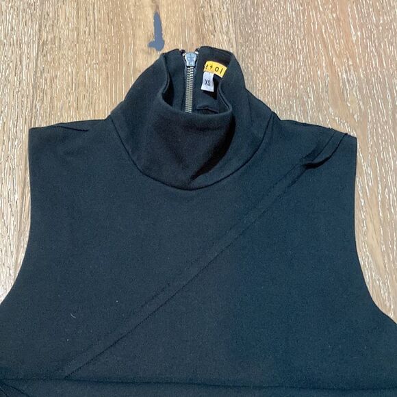 Alice + Olivia Black sleeveless body con dress with mock turtleneck size XS - Picture 6 of 11